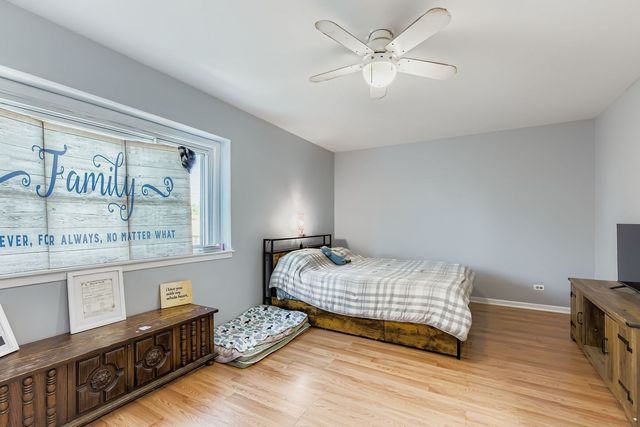 3124 N 76th Avenue, Elmwood Park, IL 60707