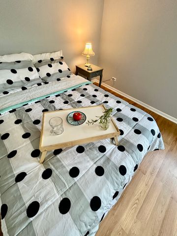 3124 N 76th Avenue, Elmwood Park, IL 60707