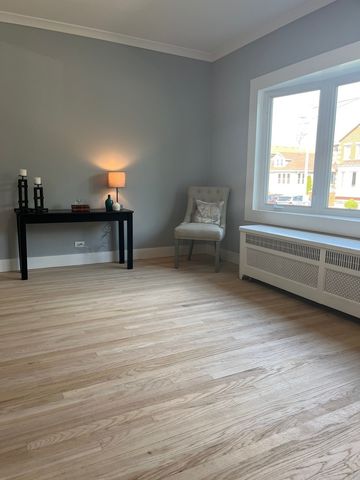 3124 N 76th Avenue, Elmwood Park, IL 60707