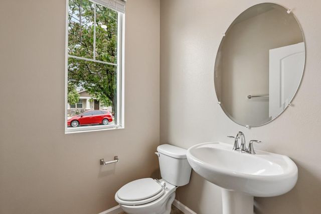 3762 Samuelson, Sacramento, CA 95834