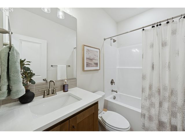 16546 Sw Deer Ter, Durham, OR 97224