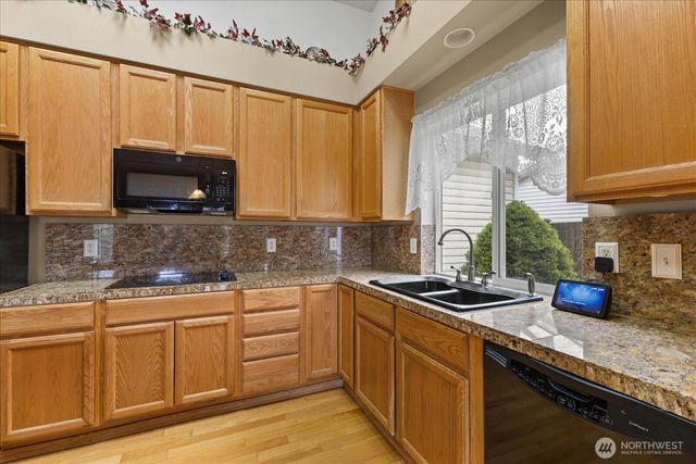 12315 203rd Ave Court E, Bonney Lake, WA 98391