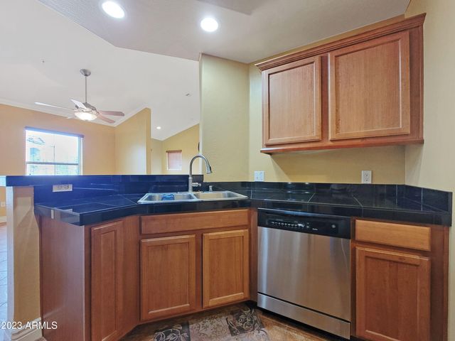 14575 W MOUNTAIN VIEW Boulevard 323, Surprise, AZ 85374