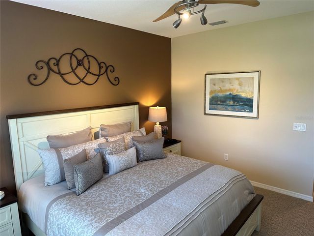 4241 OVERTURE CIRCLE 447, Bradenton, FL 34209