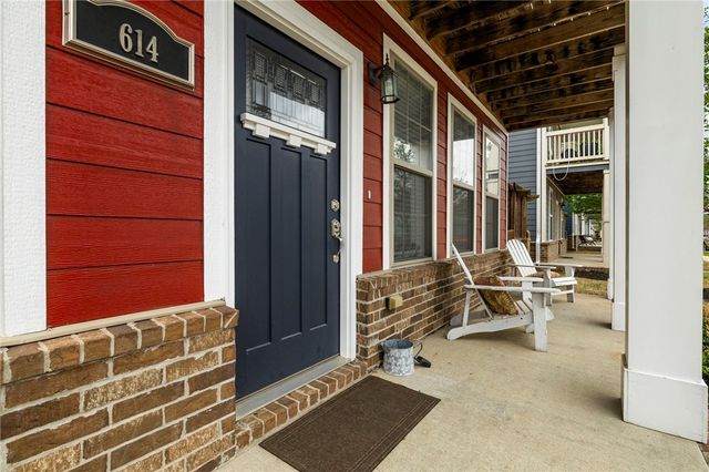 614 N Keats Drive, Fayetteville, AR 72704