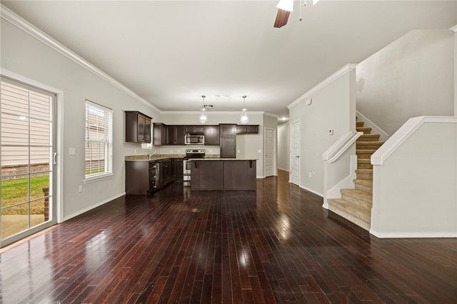 614 N Keats Drive, Fayetteville, AR 72704