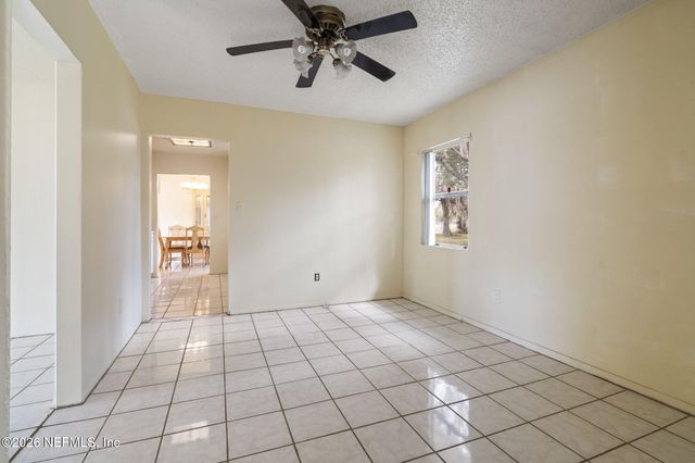 101 E HARRIS Street, Palatka, FL 32177