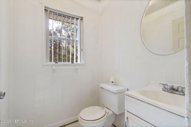 101 E HARRIS Street, Palatka, FL 32177