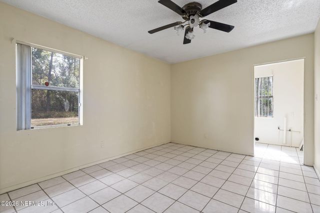 101 E HARRIS Street, Palatka, FL 32177