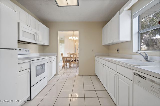 101 E HARRIS Street, Palatka, FL 32177