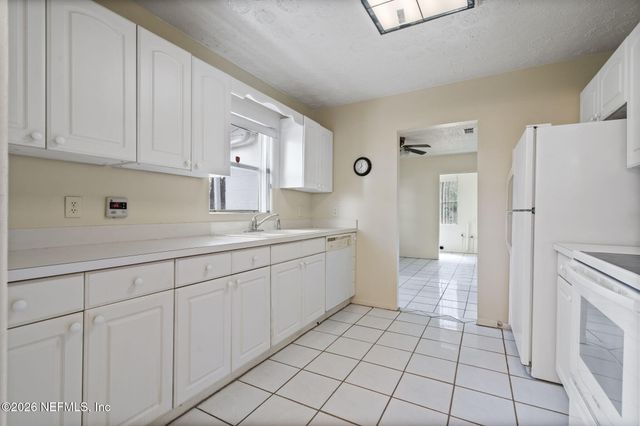 101 E HARRIS Street, Palatka, FL 32177