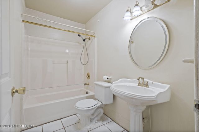 101 E HARRIS Street, Palatka, FL 32177