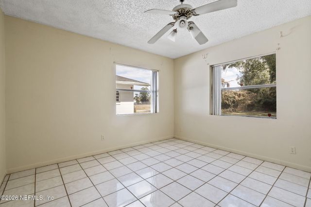 101 E HARRIS Street, Palatka, FL 32177