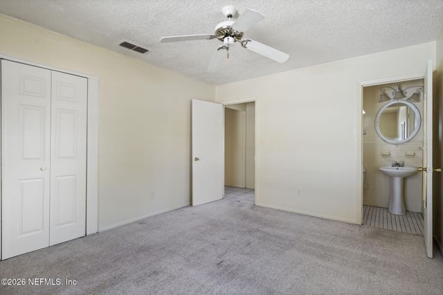 101 E HARRIS Street, Palatka, FL 32177