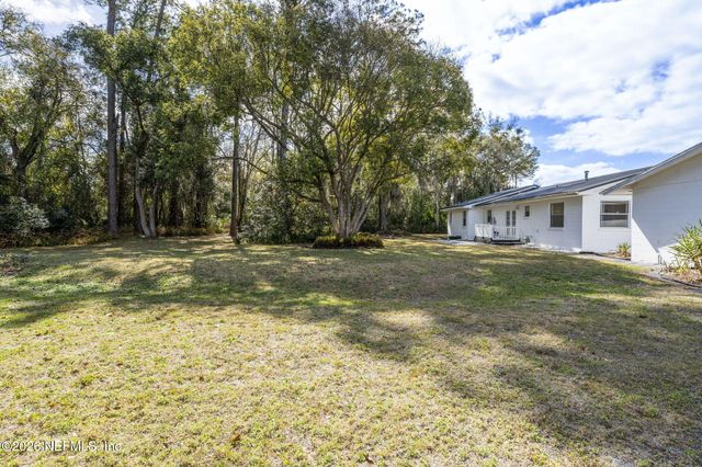 101 E HARRIS Street, Palatka, FL 32177
