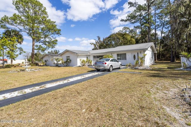101 E HARRIS Street, Palatka, FL 32177