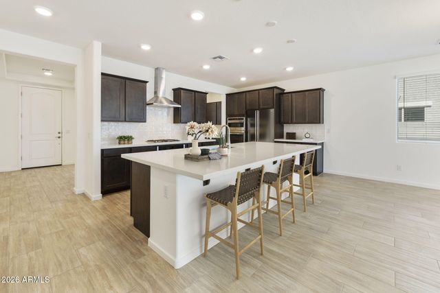 19201 W MISSOURI Avenue, Litchfield Park, AZ 85340