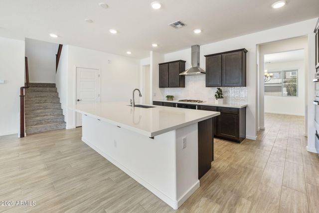 19201 W MISSOURI Avenue, Litchfield Park, AZ 85340