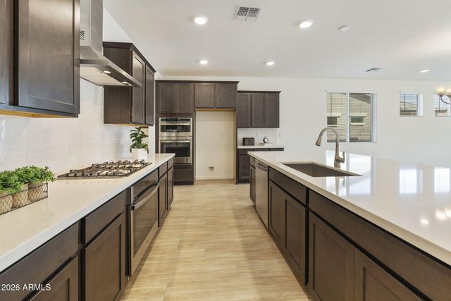 19201 W MISSOURI Avenue, Litchfield Park, AZ 85340