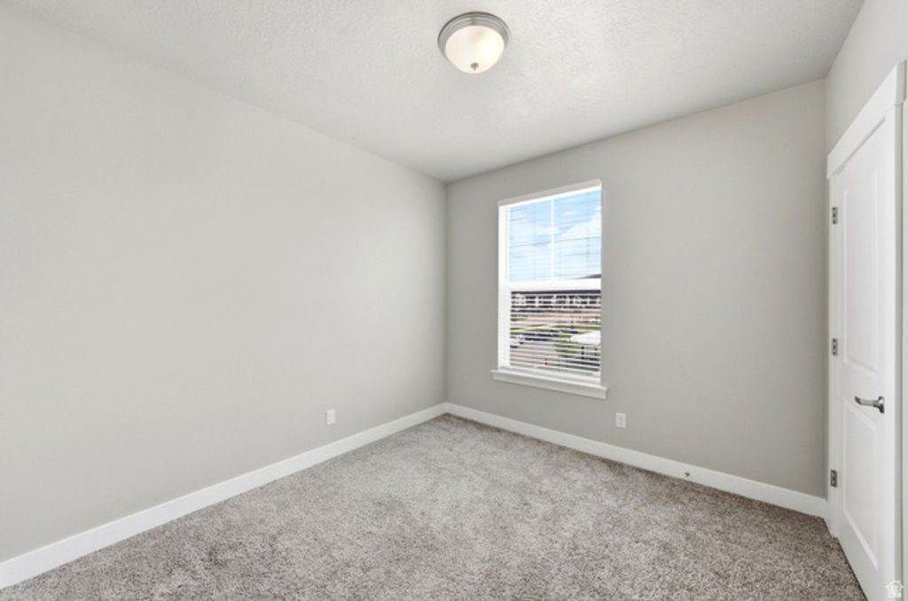 Image 11 of property listing at 1128 S 820 E #1303, Heber City, UT 84032