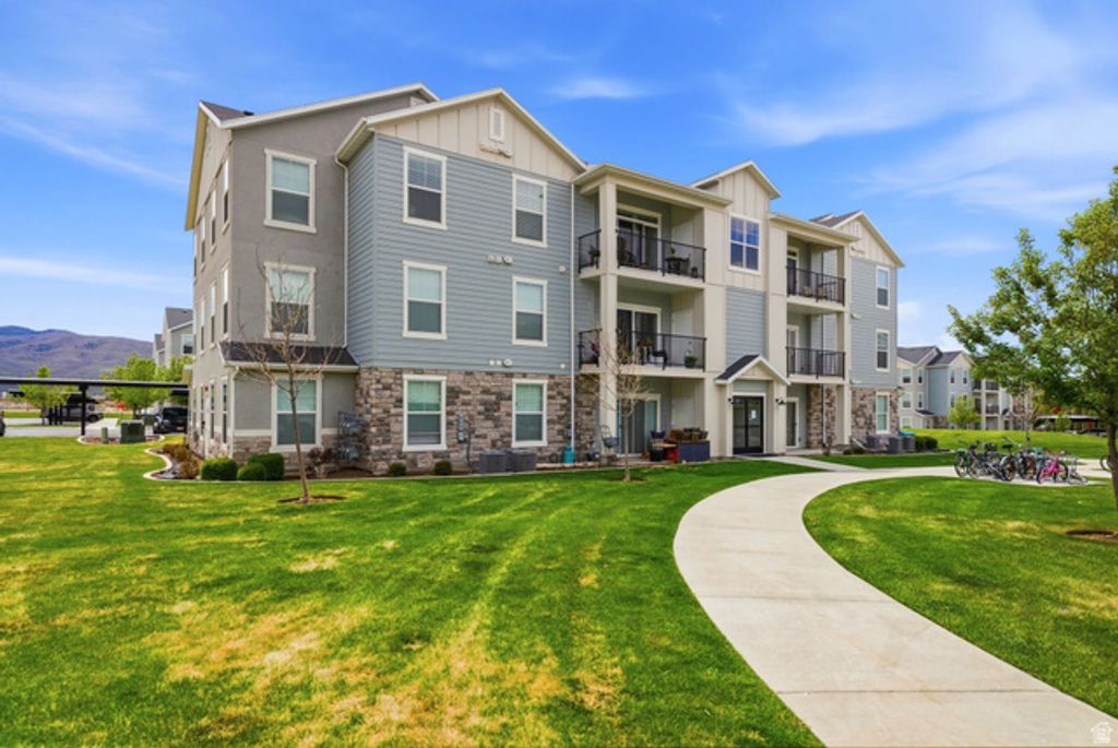 Image 19 of property listing at 1128 S 820 E #1303, Heber City, UT 84032
