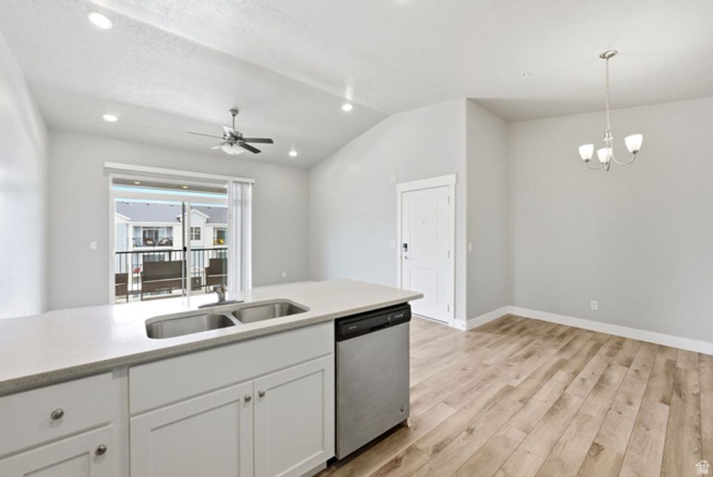 Image 3 of property listing at 1128 S 820 E #1303, Heber City, UT 84032