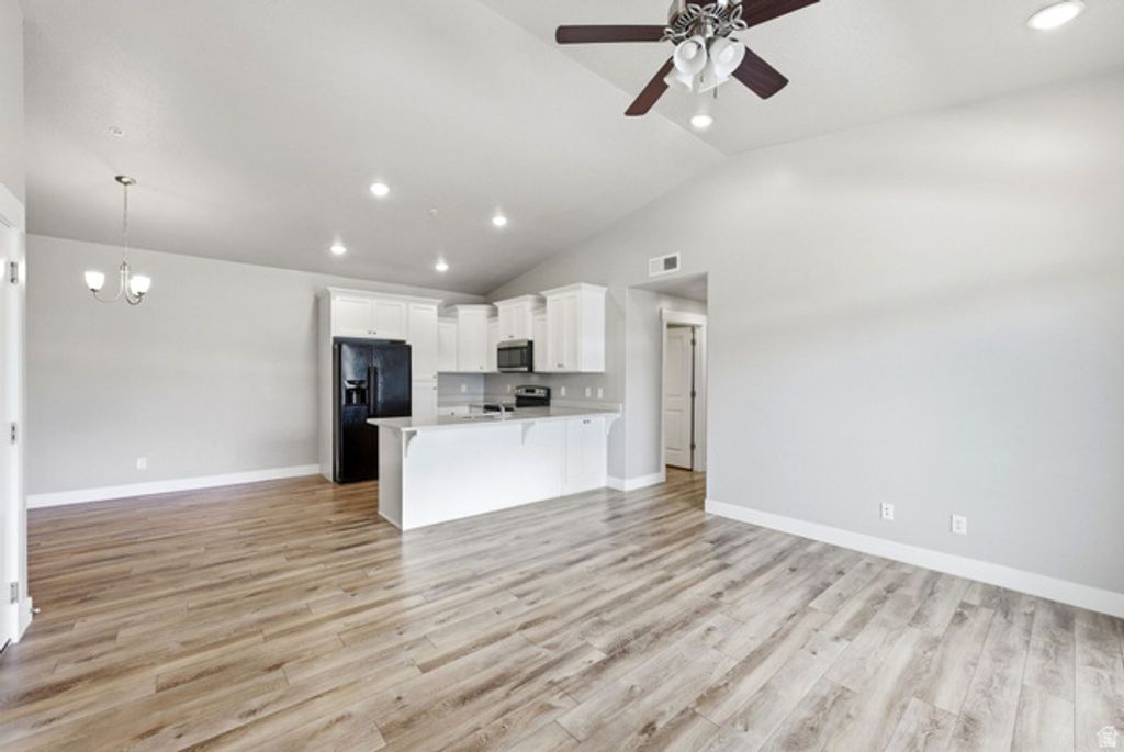 Image 4 of property listing at 1128 S 820 E #1303, Heber City, UT 84032