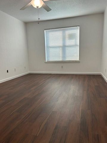 10555 Turtlewood Court 516, Houston, TX 77072