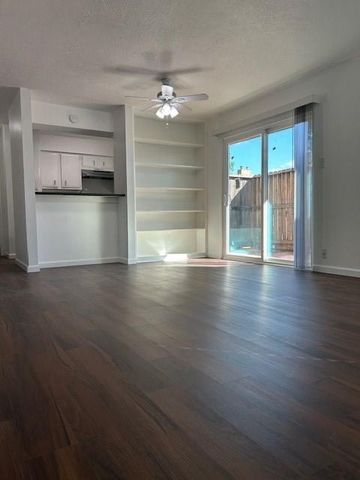 10555 Turtlewood Court 516, Houston, TX 77072