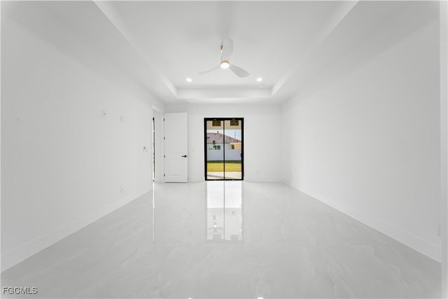 50 Denis AVE S, Lehigh Acres, FL 33976