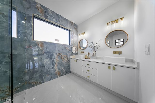 50 Denis AVE S, Lehigh Acres, FL 33976