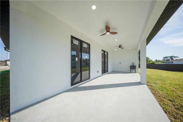 50 Denis AVE S, Lehigh Acres, FL 33976