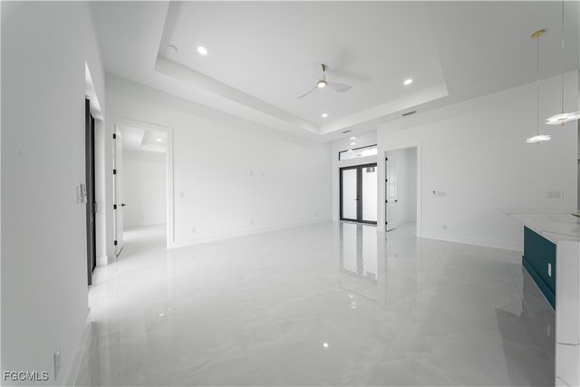 50 Denis AVE S, Lehigh Acres, FL 33976