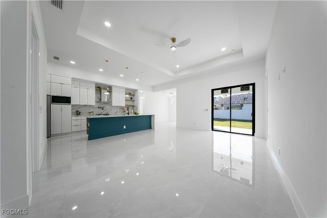 50 Denis AVE S, Lehigh Acres, FL 33976