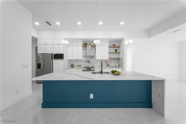 50 Denis AVE S, Lehigh Acres, FL 33976