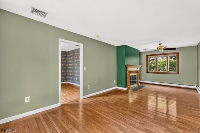 25 Starview Dr, Hillsborough Twp., NJ 08844