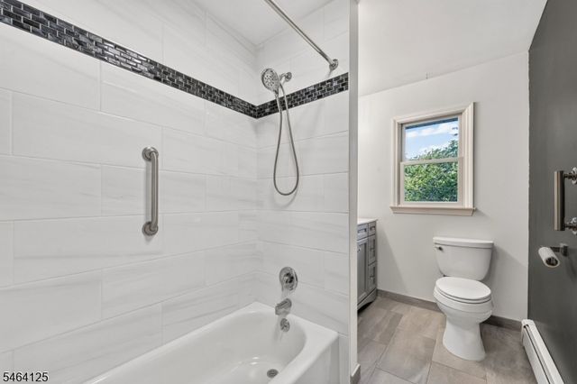 25 Starview Dr, Hillsborough Twp., NJ 08844