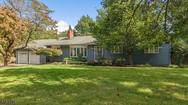 25 Starview Dr, Hillsborough Twp., NJ 08844
