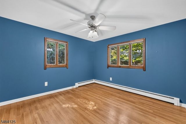 25 Starview Dr, Hillsborough Twp., NJ 08844