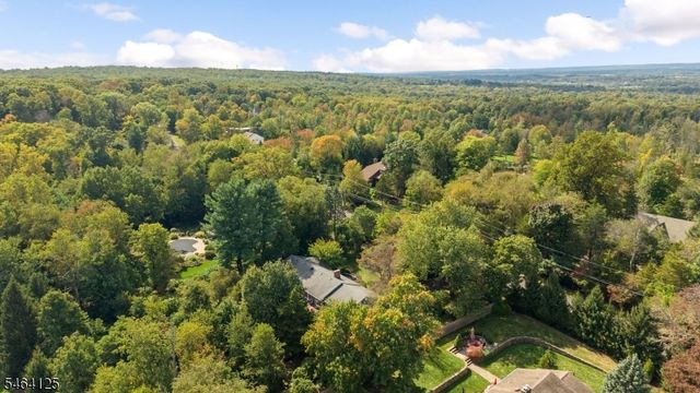 25 Starview Dr, Hillsborough Twp., NJ 08844