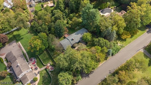 25 Starview Dr, Hillsborough Twp., NJ 08844