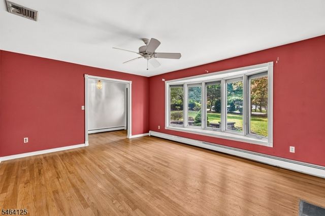 25 Starview Dr, Hillsborough Twp., NJ 08844