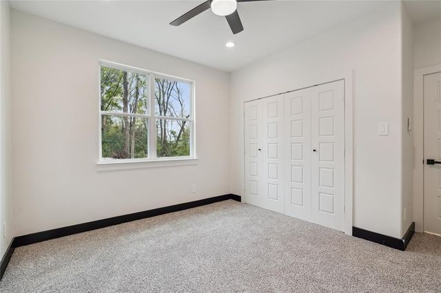 24717 Sligo St, Hempstead, TX 77445
