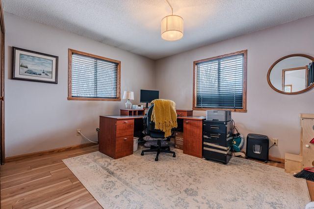 1607 American Way S, Fargo, ND 58103