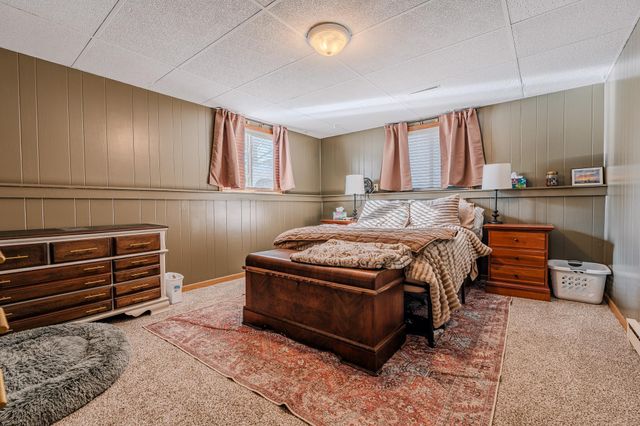 1607 American Way S, Fargo, ND 58103