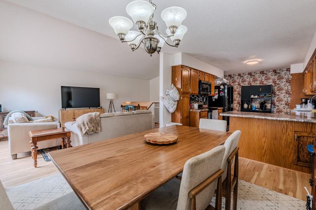 1607 American Way S, Fargo, ND 58103