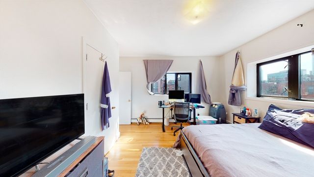513 Beacon 10, Boston, MA 02215