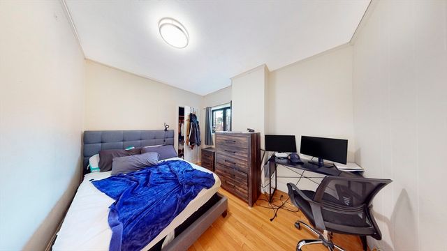 513 Beacon 10, Boston, MA 02215