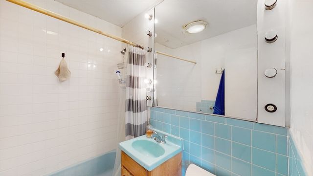 513 Beacon 10, Boston, MA 02215