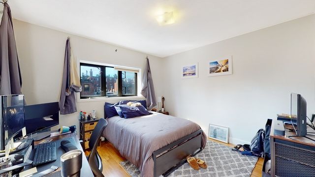 513 Beacon 10, Boston, MA 02215